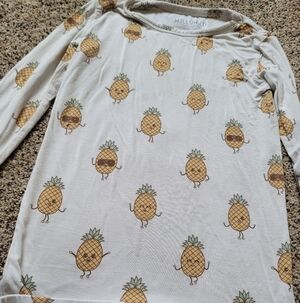 Willow+co Bamboo Pinapple Pajamas Size 4